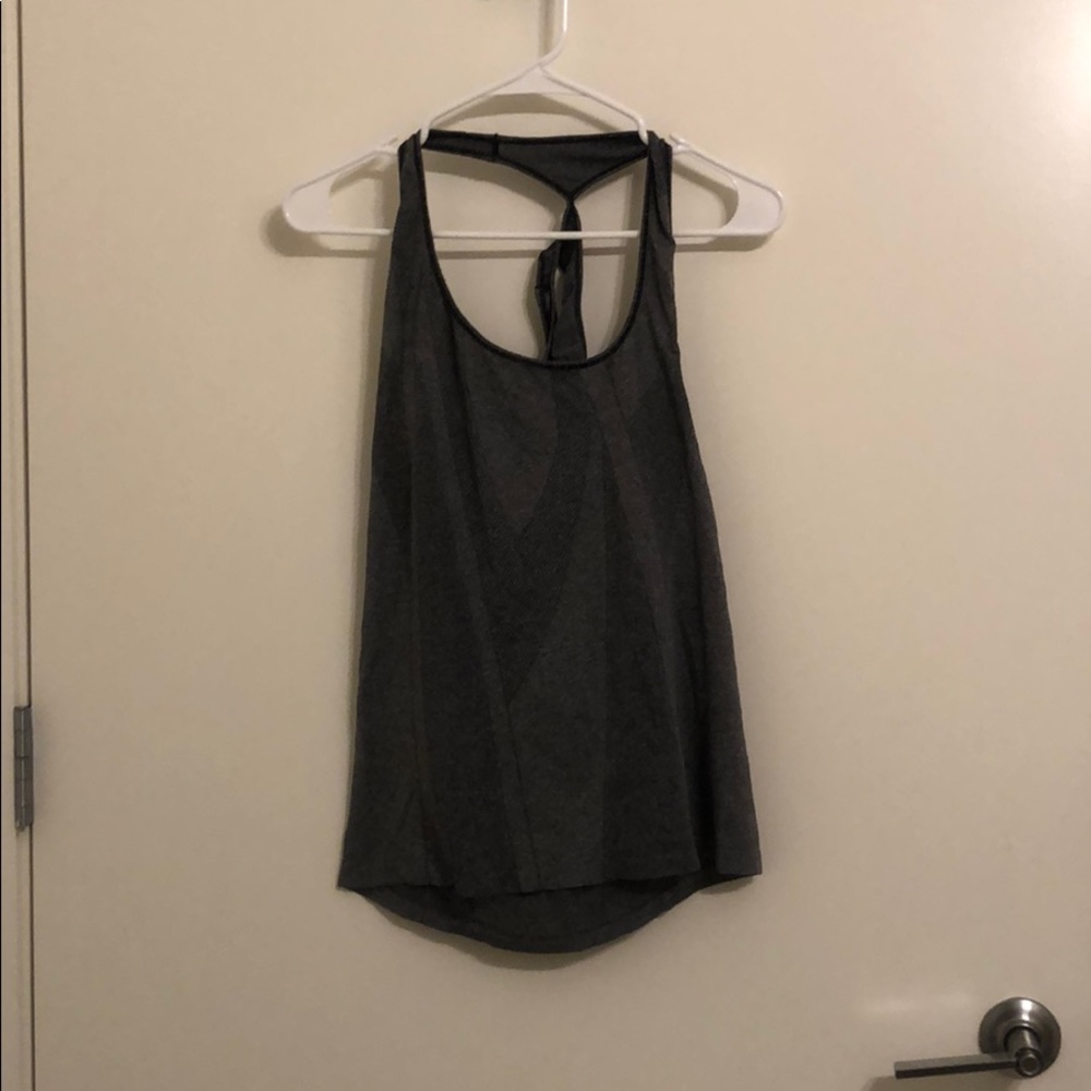 Never been worn gray top